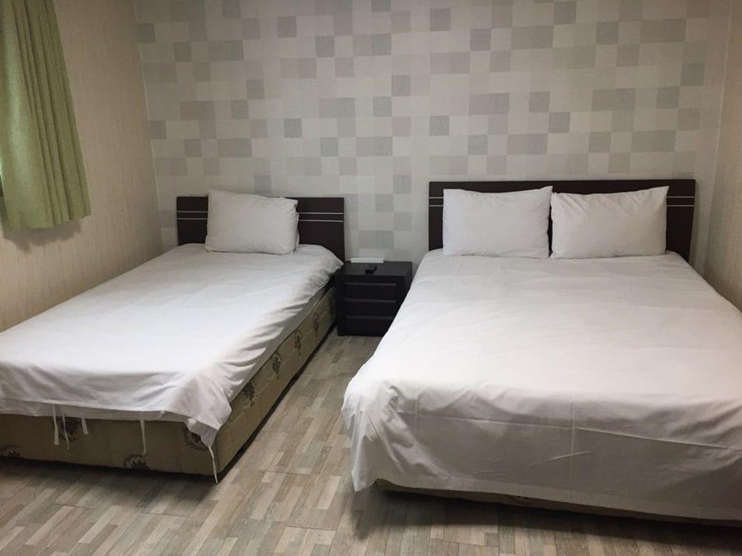 Olle Tourist Hotel Csedzsu Kültér fotó