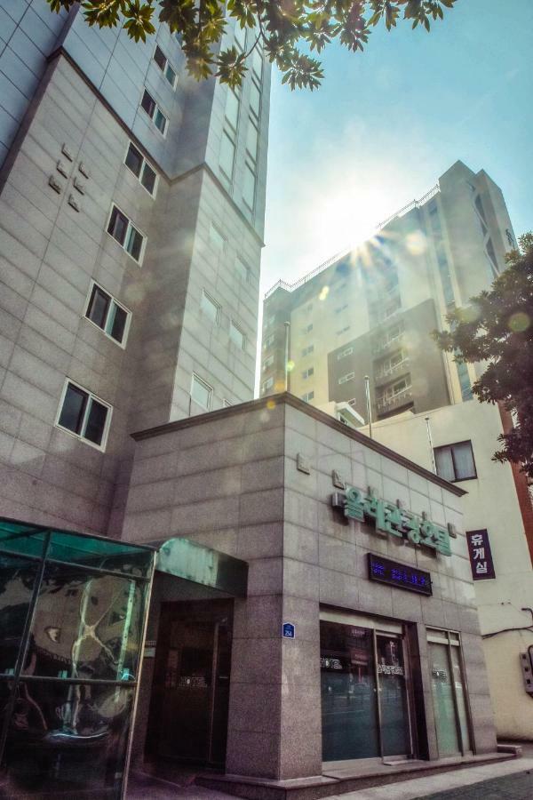Olle Tourist Hotel Csedzsu Kültér fotó