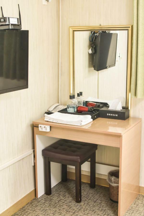 Olle Tourist Hotel Csedzsu Kültér fotó